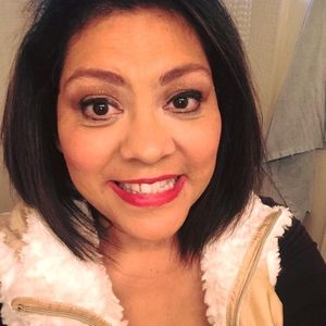 Meet your Posher, Dianna